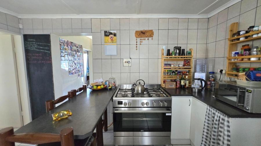 3 Bedroom Property for Sale in Gansbaai Central Western Cape